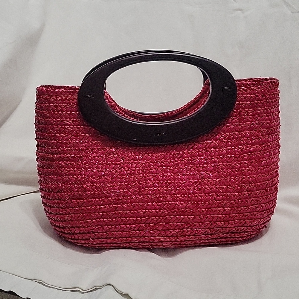 Cute Summer Straw Satchel. RED
